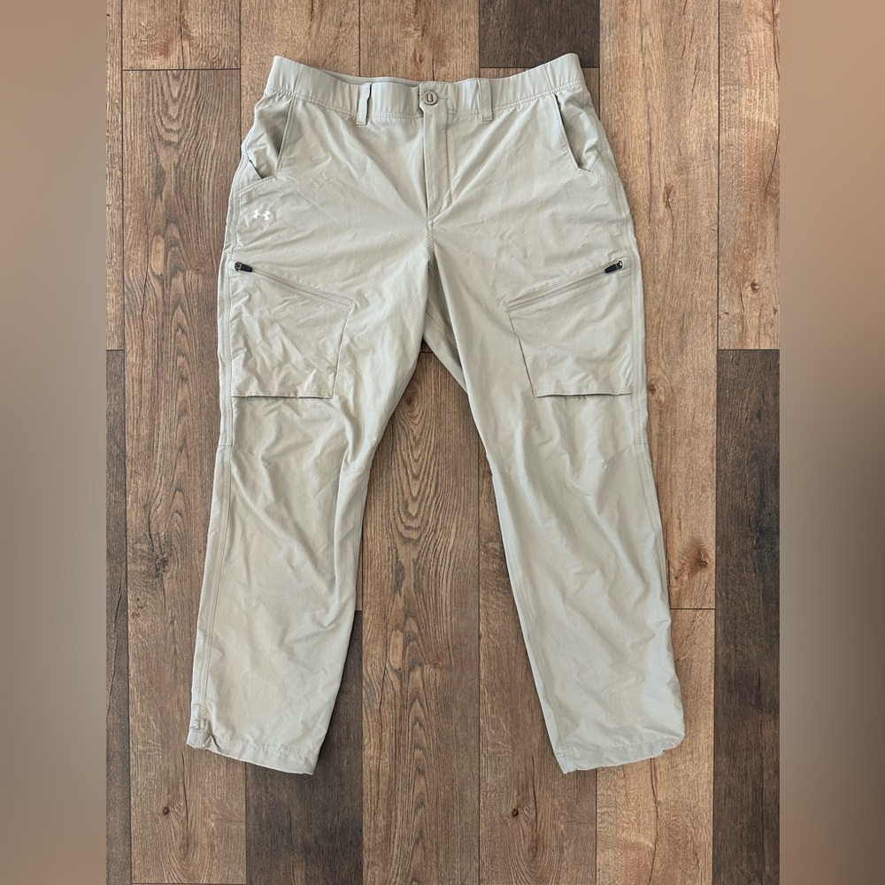 Mens Under Armour pants, 38x32